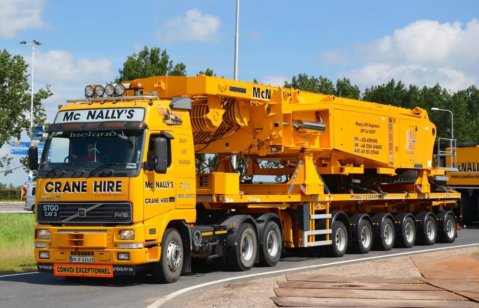 McNally’s crane transported by specialist Volvo tractor unit