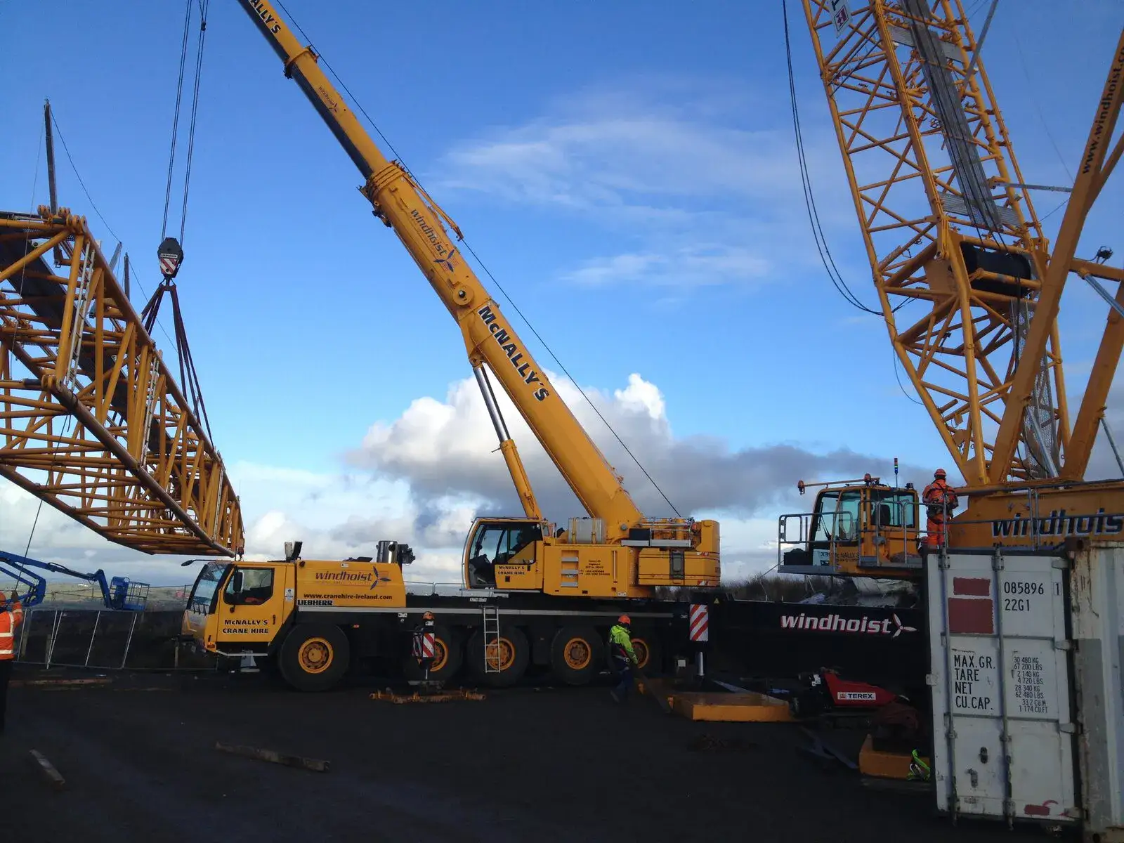 McNally’s TC2800 crawler crane and an all-terrain assist crane at Five Mile Town